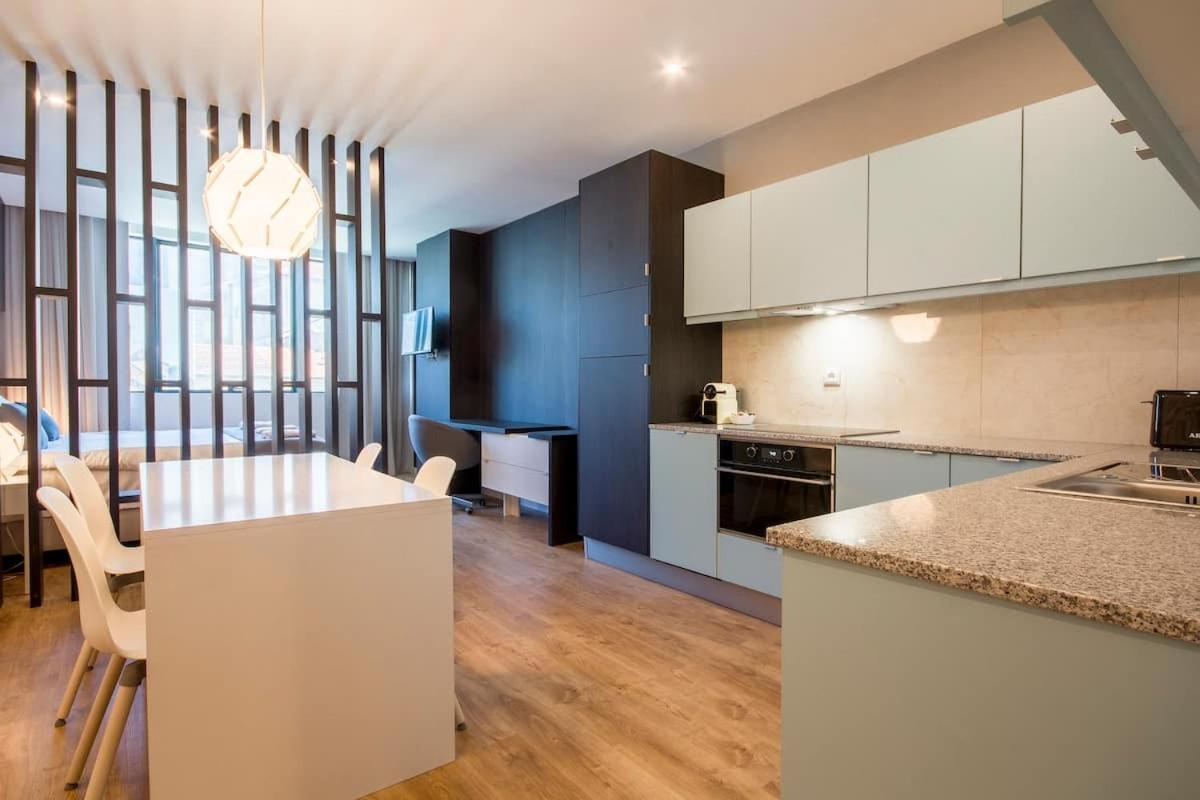 408 Gale Center Apartamento Wi-Fi, Estacionamento Porto Exterior foto